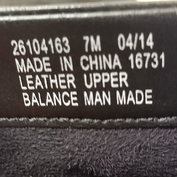 Clarks Artisan Black Leather Ankle Block Heel Boots Booties Women US 7M - Picture 11 of 11